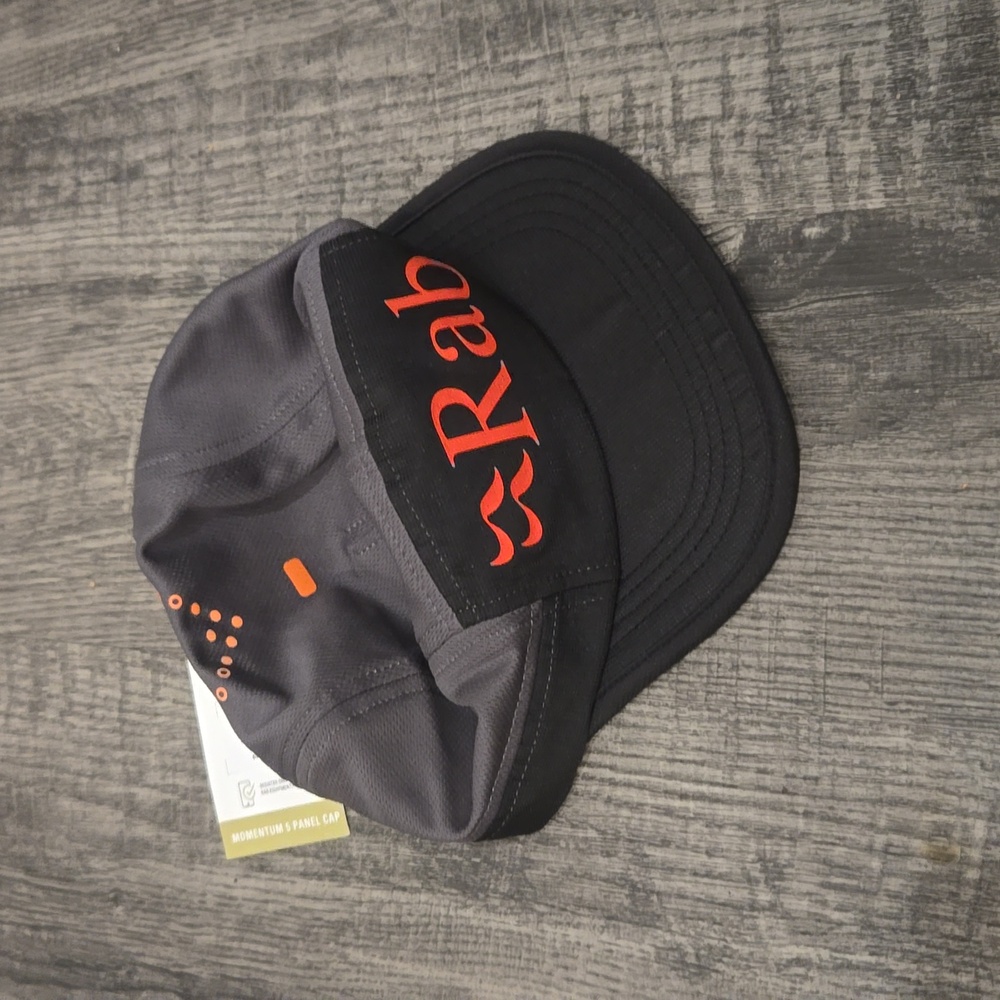 Rab Momentum 5 Panel Running Hat, Black/Graphene, One Size